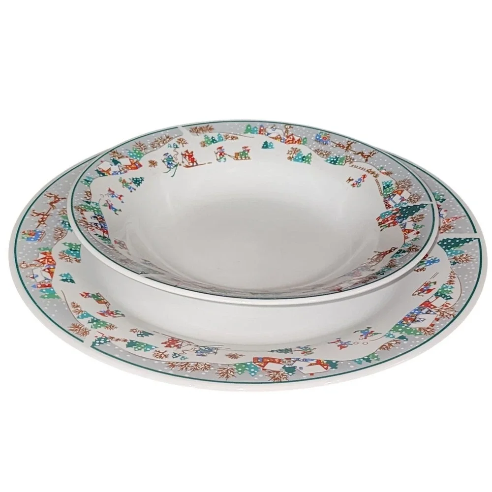 Vintage Christmas Wonderland Porcelain China 20pc‎ Dinnerware Set Holiday Design